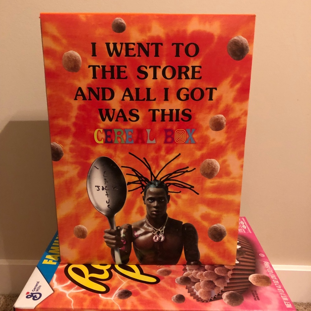 Travis Scott x Resse’s puffs - Picture 2 of 3